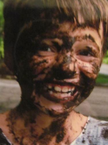 Use mud to help share God's Word with your kids